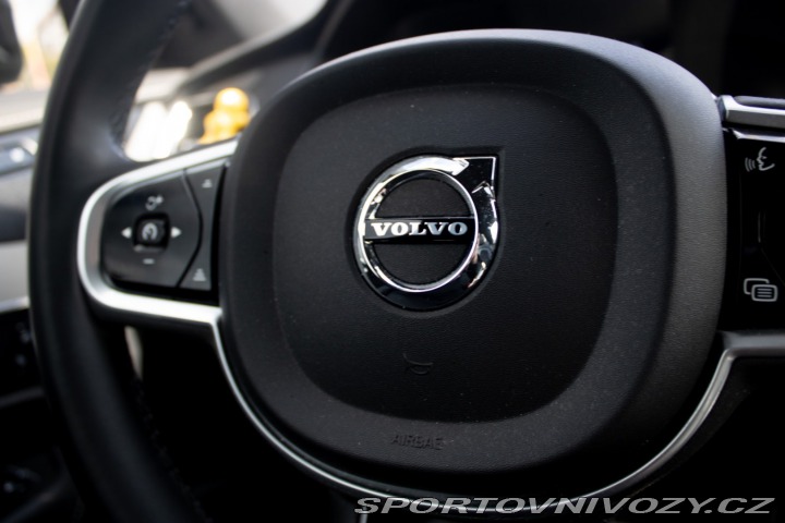 Volvo Ostatní modely XC90 2021