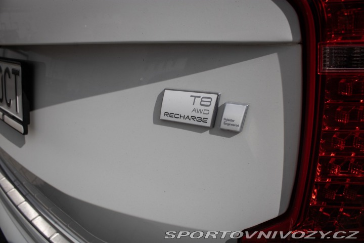 Volvo Ostatní modely XC90 2021