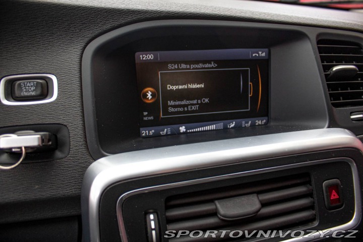Volvo V60 D5 Momentum Geartronic 2011