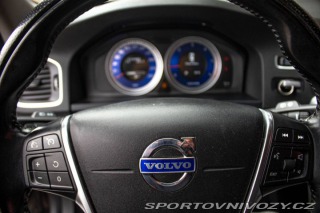 Volvo V60 D5 Momentum Geartronic 2011