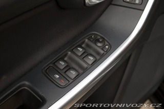 Volvo V60 D5 Momentum Geartronic 2011