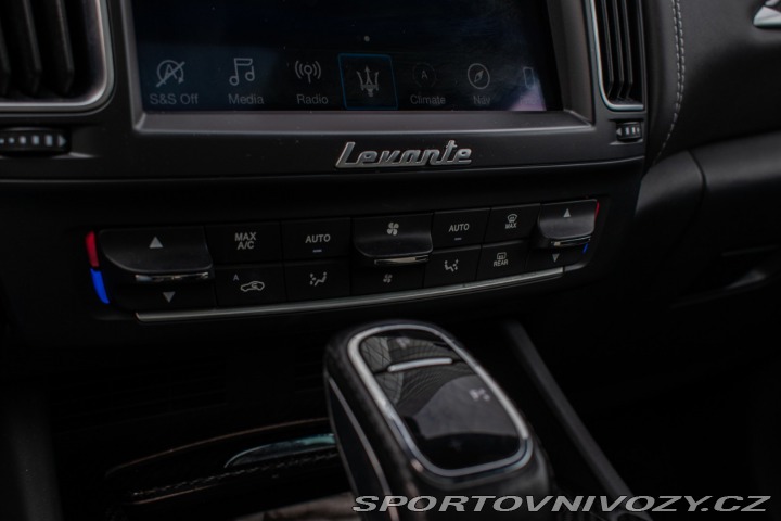 Maserati Levante SQ4 2019