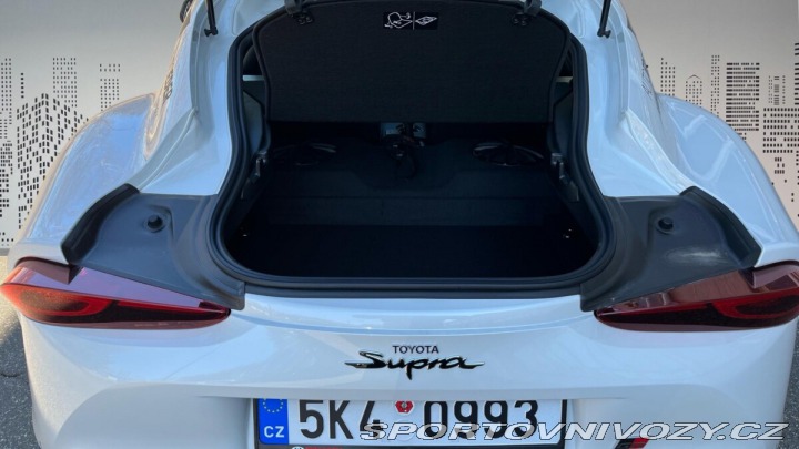 Toyota Supra 3.0 L Twin-Scroll 340 - 8 2024