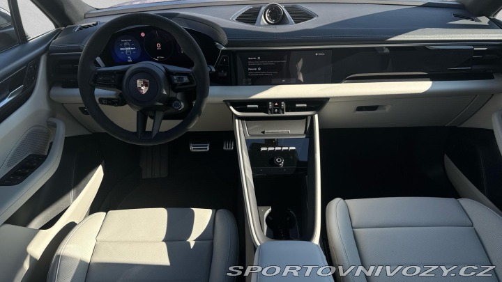 Porsche Macan 4S Electric 2025