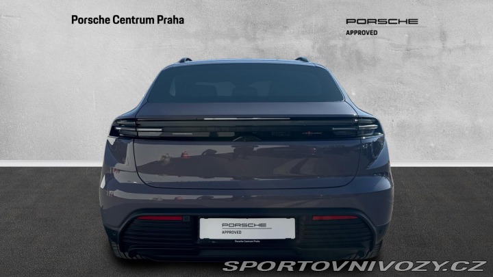 Porsche Macan 4S Electric 2025