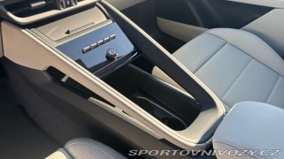 Porsche Macan 4S Electric 2025