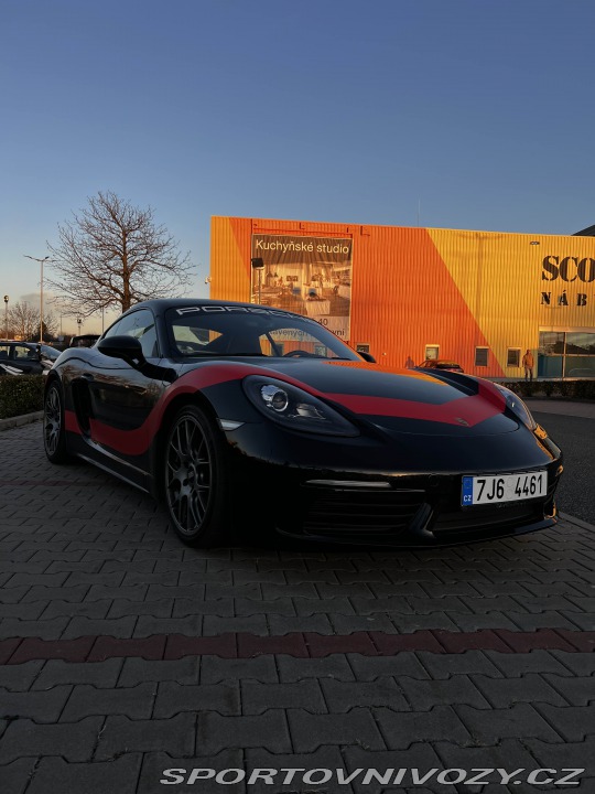 Porsche 718 Cayman 2021