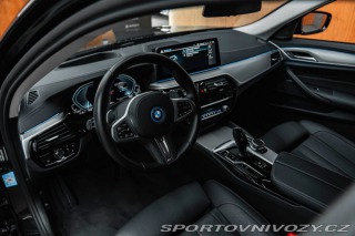 BMW 5 545e xDrive, Luxury Line, 2022