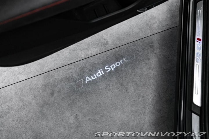 Audi RS Q3 2,5TFSI Q Keramiky RS pak 2020