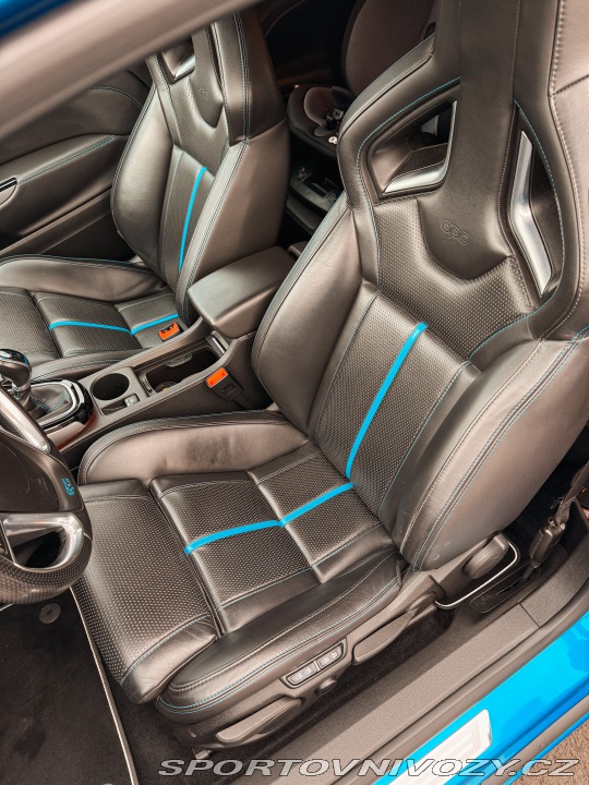 Opel Astra OPC 2012