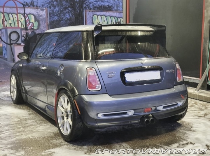 Mini Cooper R53 S JCW GP1 2007