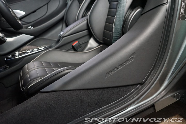 McLaren GT S Lift B&W LED Techlu 2025