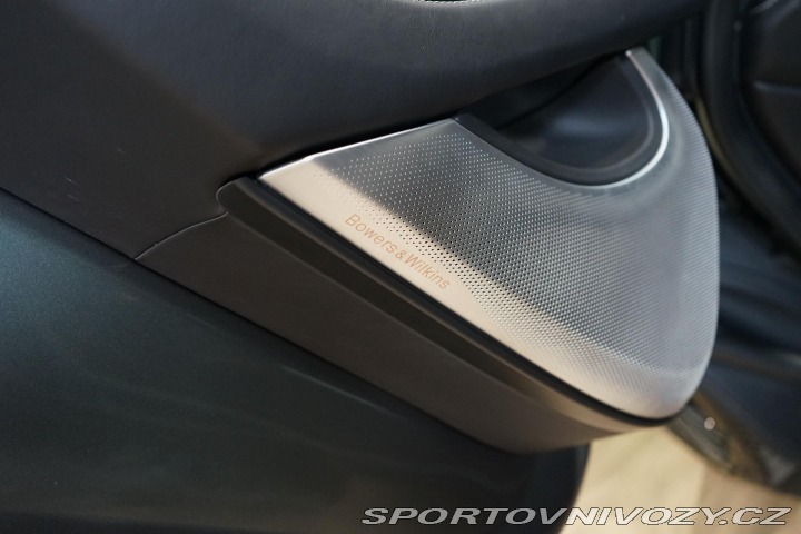 McLaren GT S Lift B&W LED Techlu 2025
