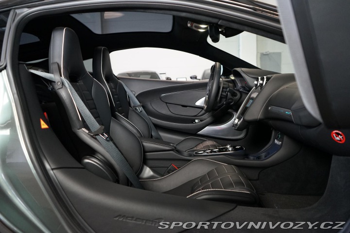 McLaren GT S Lift B&W LED Techlu 2025