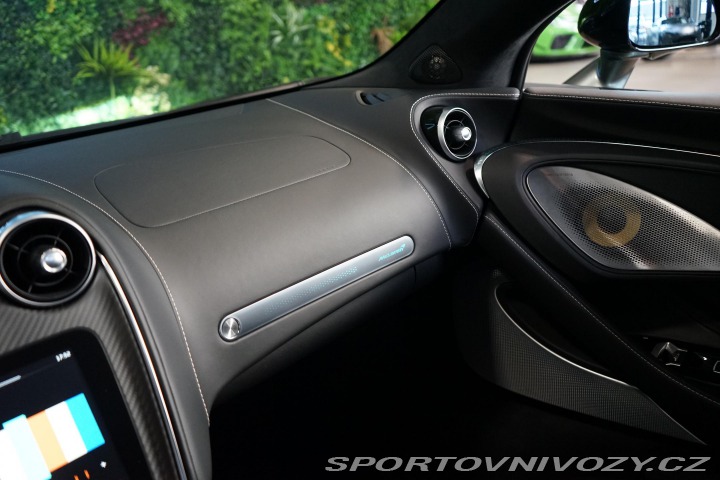 McLaren GT S Lift B&W LED Techlu 2025