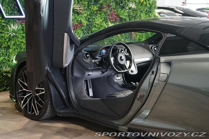 McLaren GT S Lift B&W LED Techlu 2025
