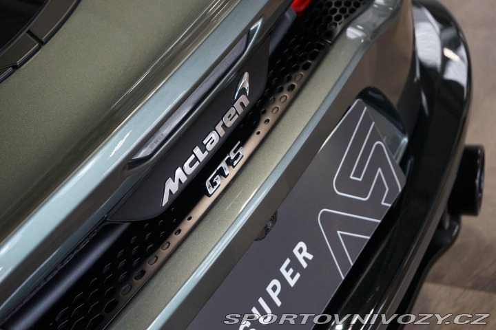 McLaren GT S Lift B&W LED Techlu 2025