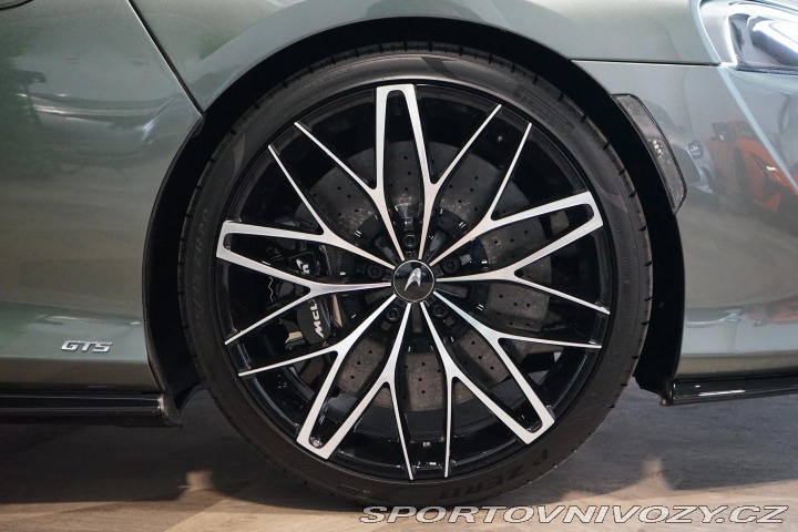 McLaren GT S Lift B&W LED Techlu 2025