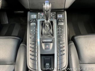 Porsche Macan TURBO PDK, CHRONO, VZDUCH 2016