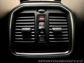 Porsche Macan TURBO PDK, CHRONO, VZDUCH 2016