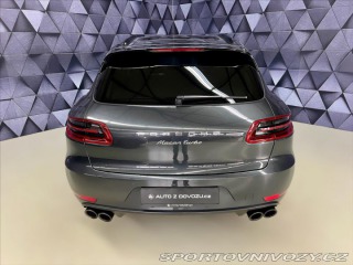 Porsche Macan TURBO PDK, CHRONO, VZDUCH 2016