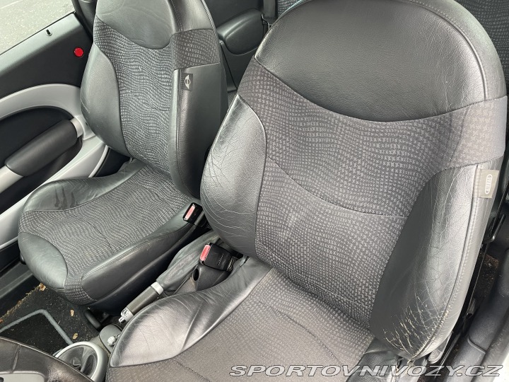 Mini Cooper COOPER 1.6i 85 KW 2003