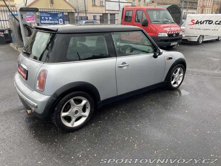 Mini Cooper COOPER 1.6i 85 KW 2003