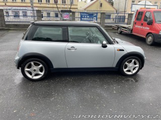 Mini Cooper COOPER 1.6i 85 KW 2003