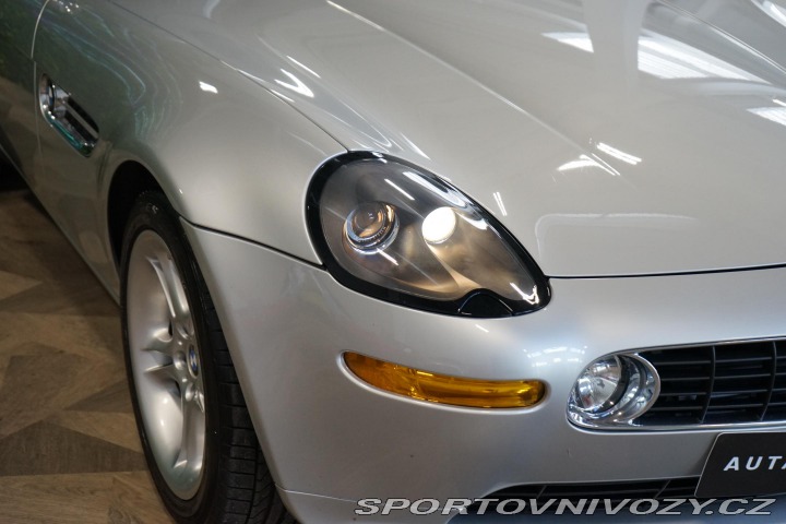 BMW Z8 Roadster Hardtop Manuál V 2000