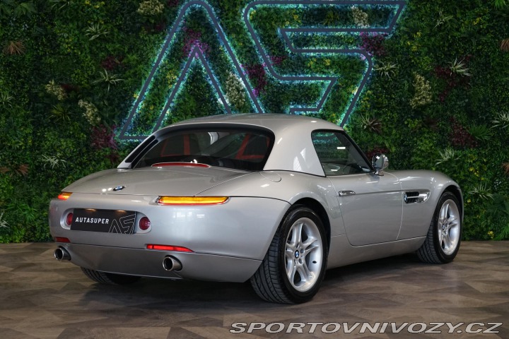 BMW Z8 Roadster Hardtop Manuál V 2000