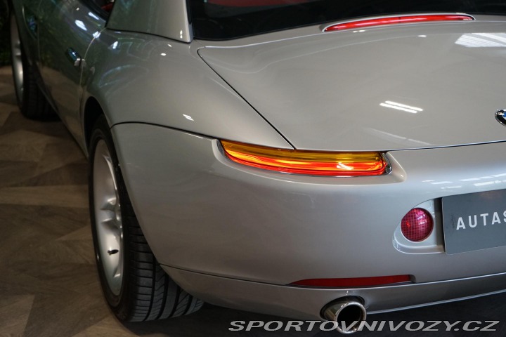 BMW Z8 Roadster Hardtop Manuál V 2000