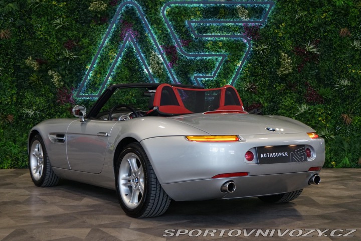 BMW Z8 Roadster Hardtop Manuál V 2000