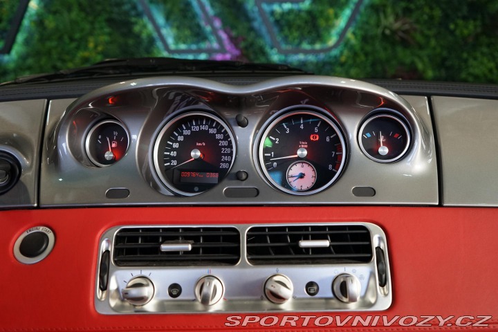 BMW Z8 Roadster Hardtop Manuál V 2000
