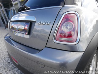 Mini Cooper 1,6i 90kW Klima REZERVACE 2010