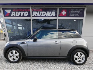 Mini Cooper 1,6i 90kW Klima REZERVACE 2010
