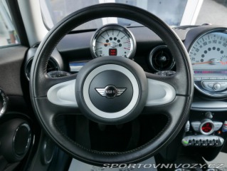 Mini Cooper 1,6i 90kW Klima REZERVACE 2010
