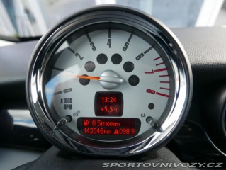 Mini Cooper 1,6i 90kW Klima REZERVACE 2010