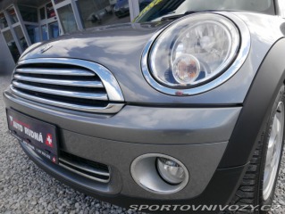 Mini Cooper 1,6i 90kW Klima REZERVACE 2010