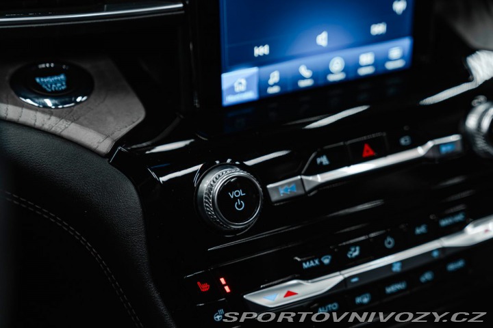 Ford Ostatní modely Explorer Platinum Plug-in-Hybrid 4 2023
