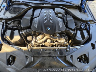 BMW 8 M 850 i  530k,Čr,laserH/K 2021