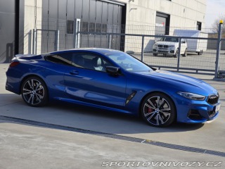 BMW 8 M 850 i  530k,Čr,laserH/K 2021