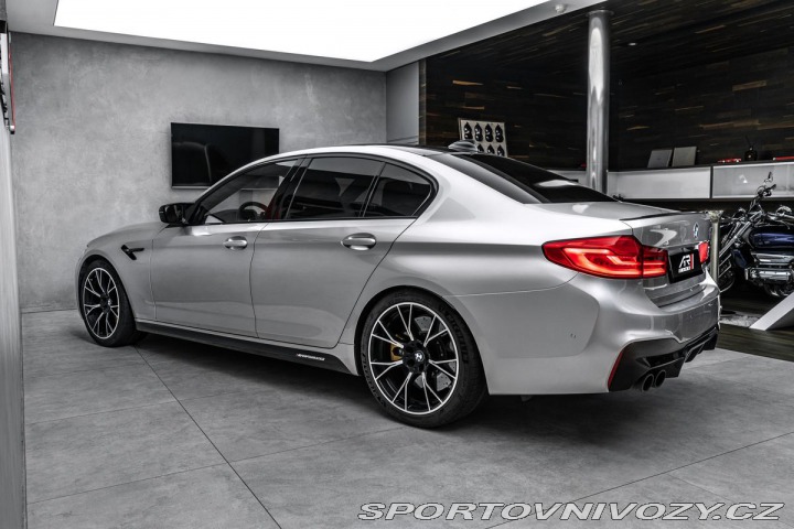 BMW M5 4.4 AT 2019