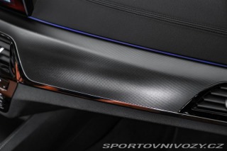 BMW M5 4.4 AT 2019