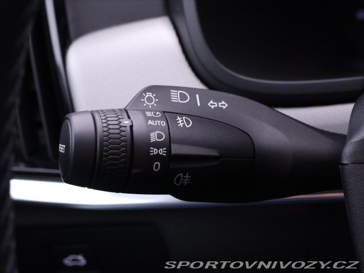 Volvo V90 2,0 B5 173kW AWD CZ 1.maj 2022