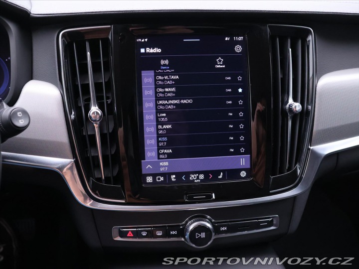 Volvo V90 2,0 B5 173kW AWD CZ 1.maj 2022
