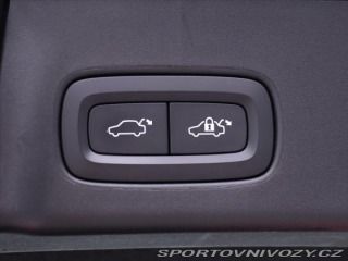 Volvo V90 2,0 B5 173kW AWD CZ 1.maj 2022