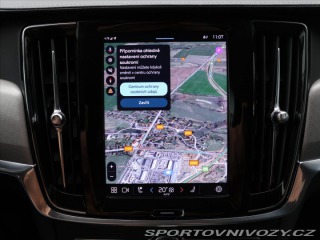 Volvo V90 2,0 B5 173kW AWD CZ 1.maj 2022