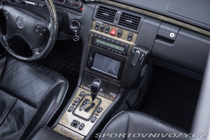 Mercedes-Benz E Kombi 430 Avantgarde A/T 2001