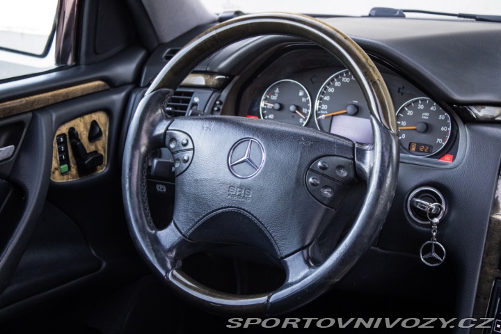 Mercedes-Benz E Kombi 430 Avantgarde A/T 2001
