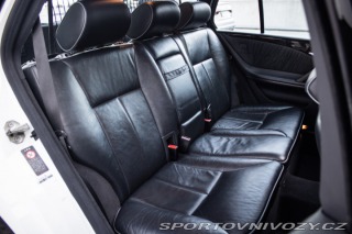 Mercedes-Benz E Kombi  430 Avantgarde A/T 2001